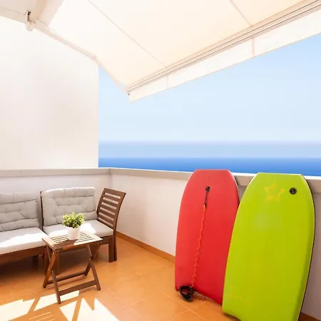 Home2Book Beach Front Little Paradise *