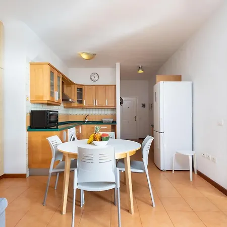 Home2Book Beach Front Little Paradise Appartement *